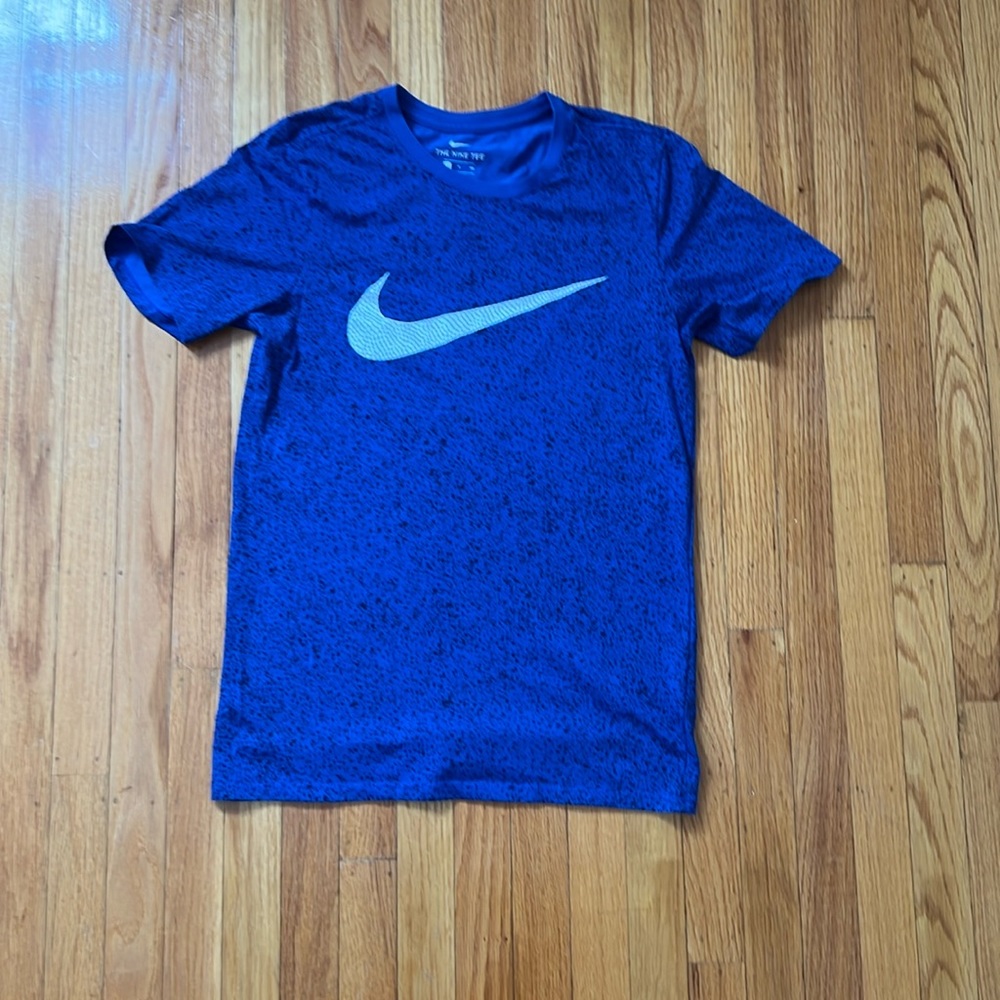 Blue Nike T-shirt